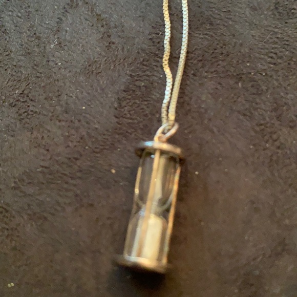 Jewelry - Hourglass pendant with diamond dust!